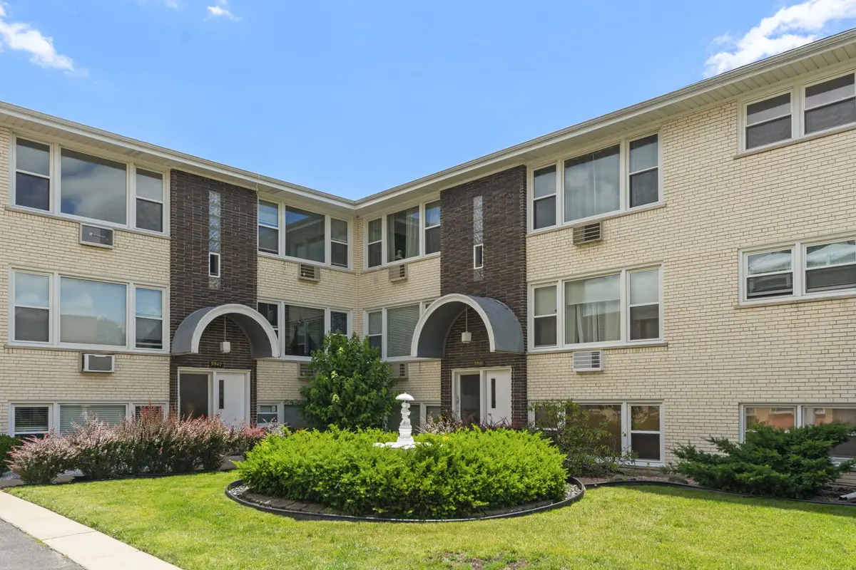 5947 N Odell AVE #2N, Chicago, IL 60631