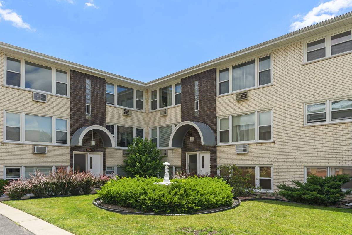 5947 N Odell AVE #2N, Chicago, IL 60631