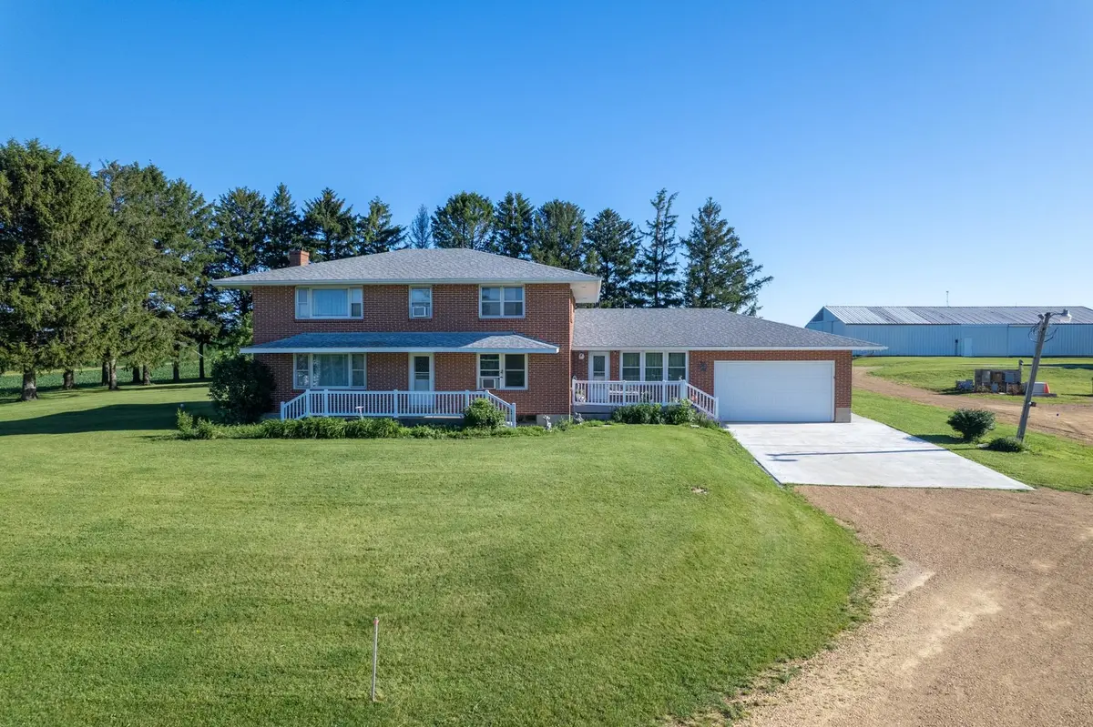 30319 Brookville A&B RD, Lanark, IL 61046