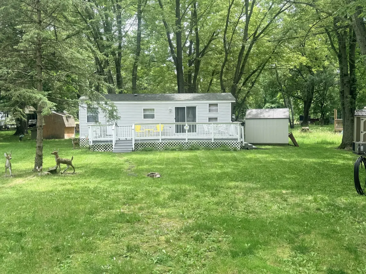 11-236 Woodhaven Lakes, Sublette, IL 61367