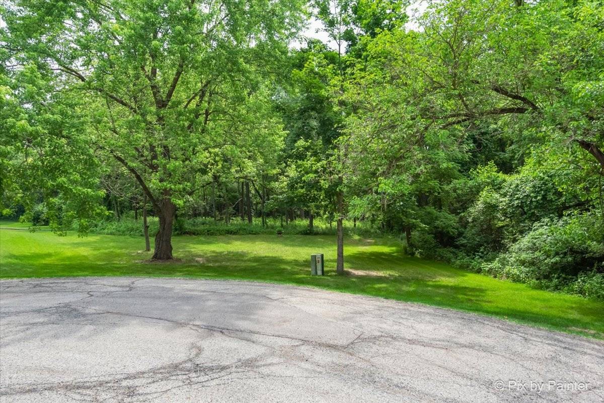 39225 RANGERS WAY, Antioch, IL 60002