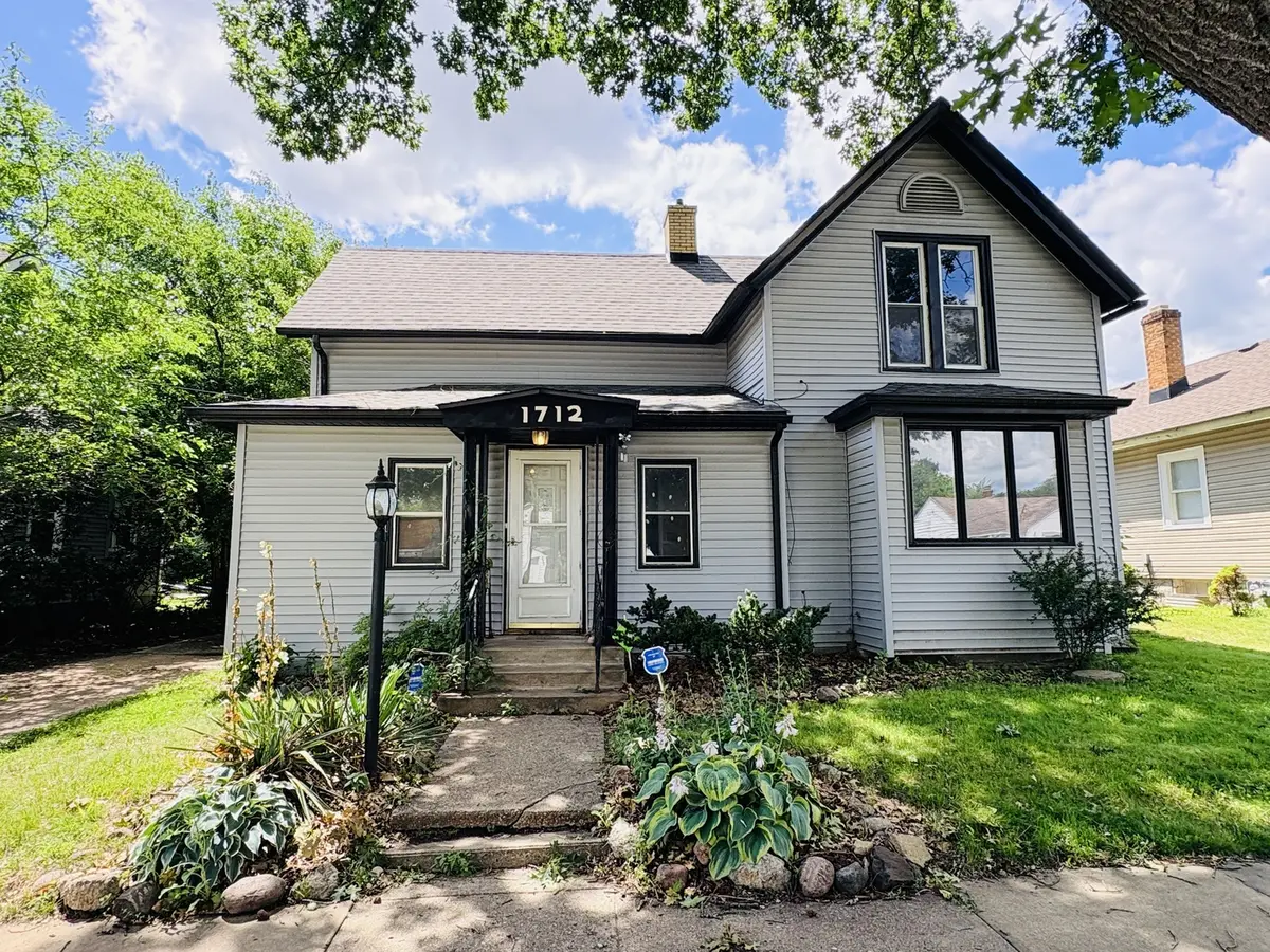 1712 Carney AVE, Rockford, IL 61103