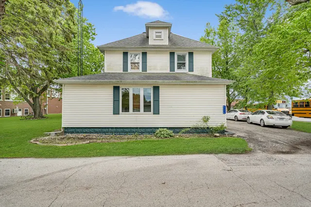 5172 E Center ST, Bourbonnais, IL 60914