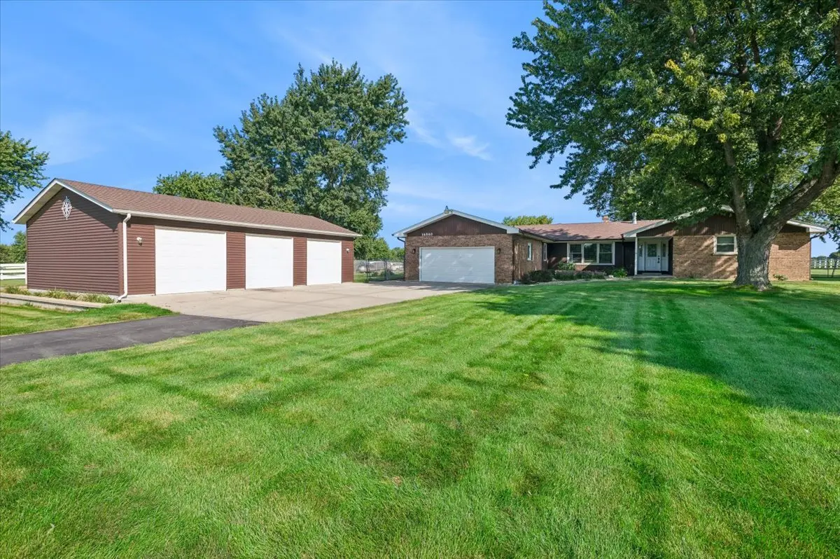 16540 W Sweedler RD, Manhattan, IL 60442