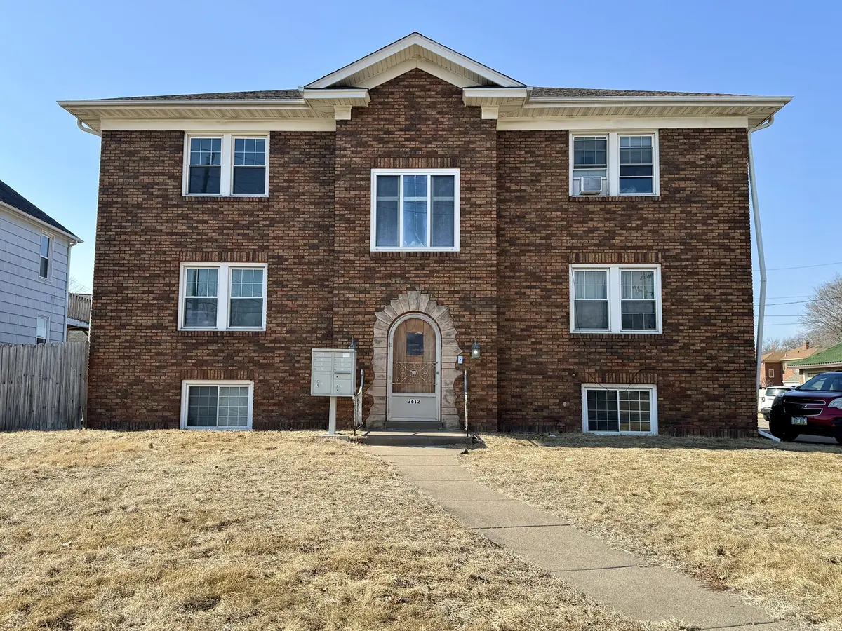 2612 N Harrison ST, Davenport, IA 52803