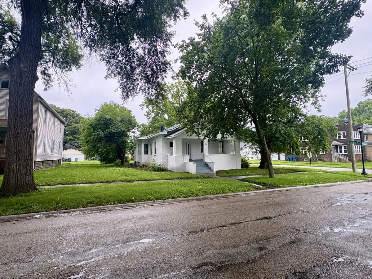 396 S Rosewood AVE, Kankakee, IL 60901