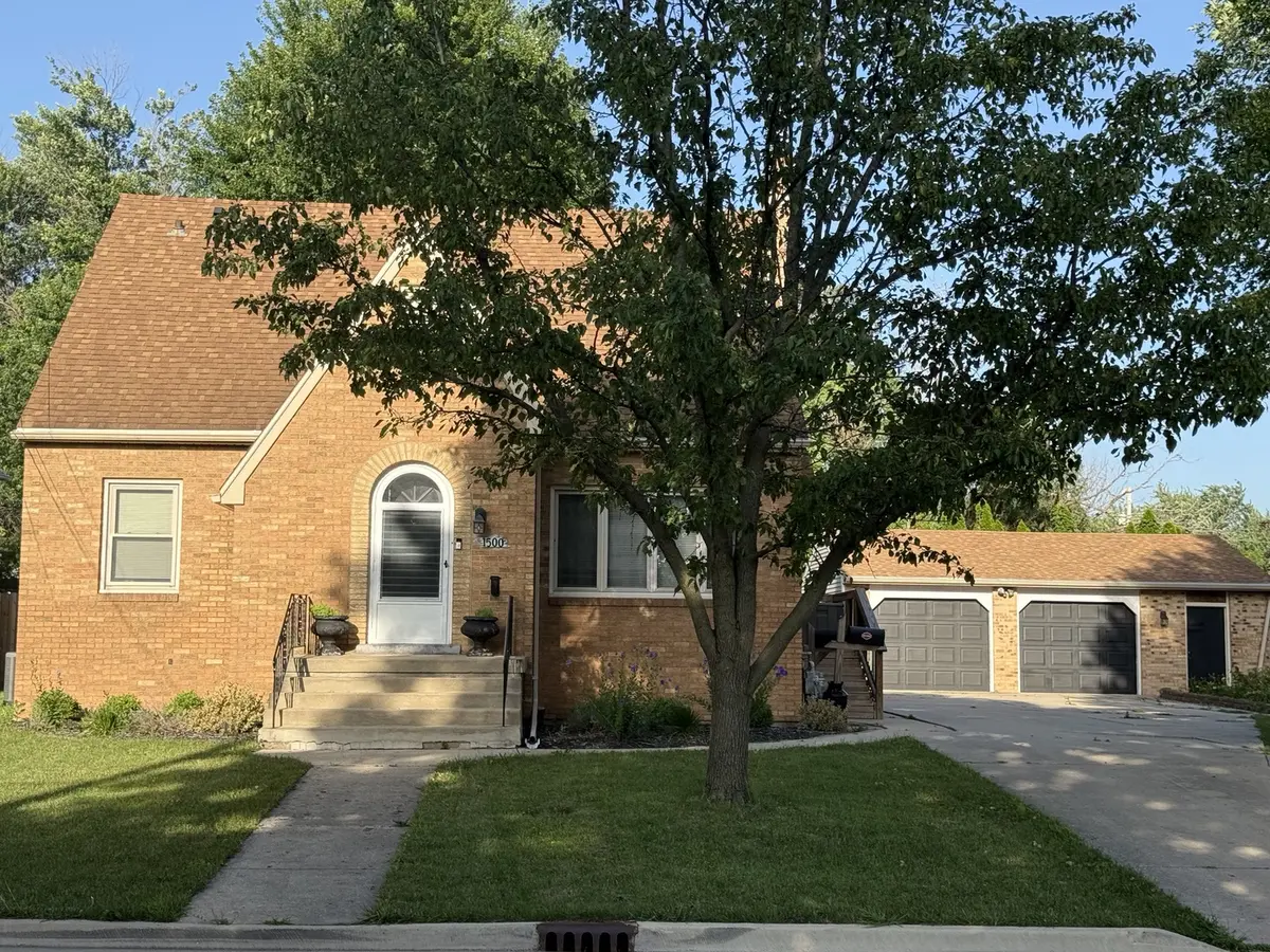 1500 Tonti ST, Lasalle, IL 61301