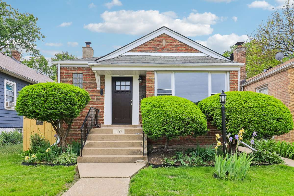 1107 W 101st ST, Chicago, IL 60643