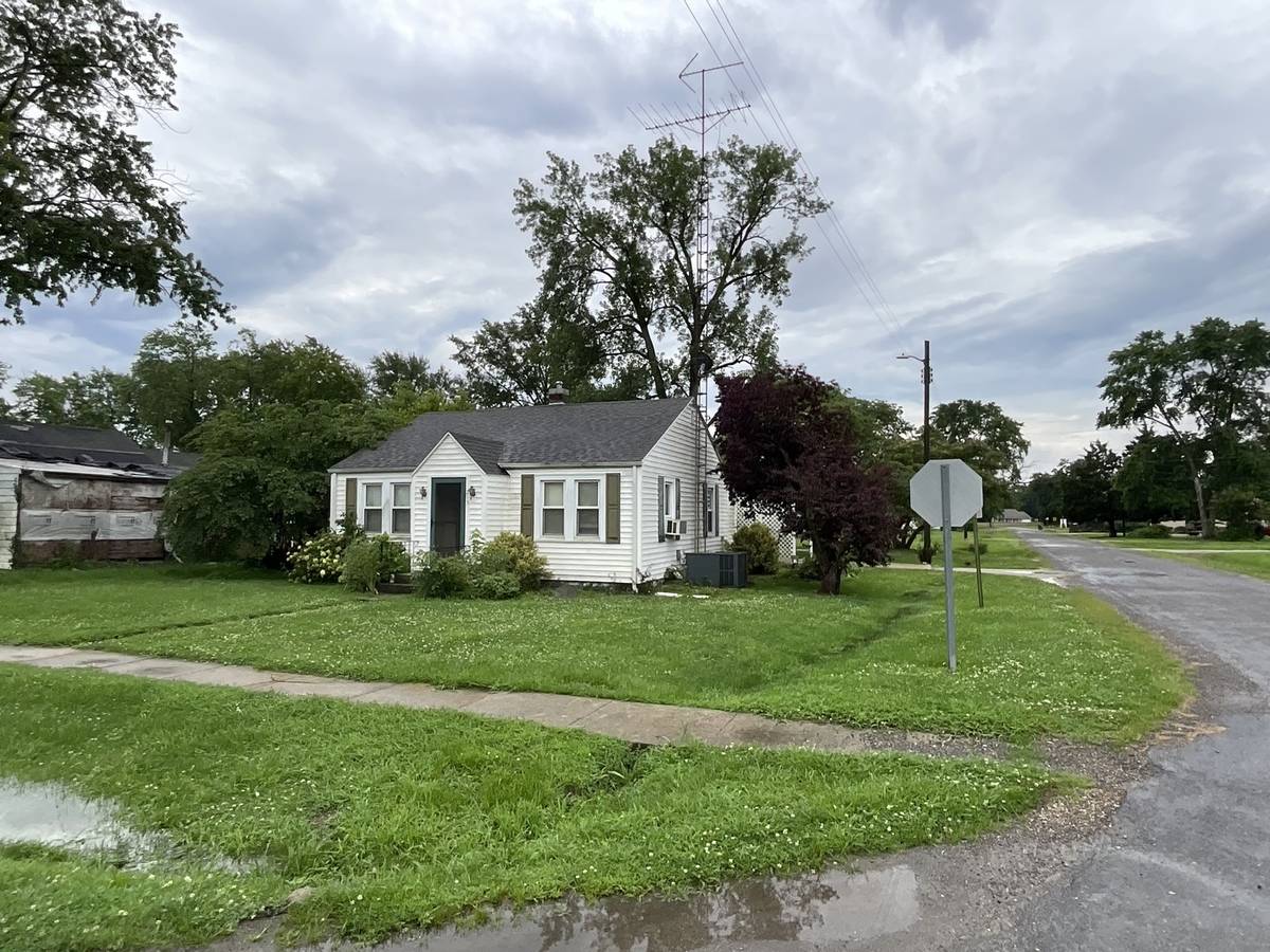 213 Maple ST, Odin, IL 62870