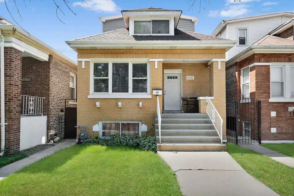 3527 W 58th ST, Chicago, IL 60638
