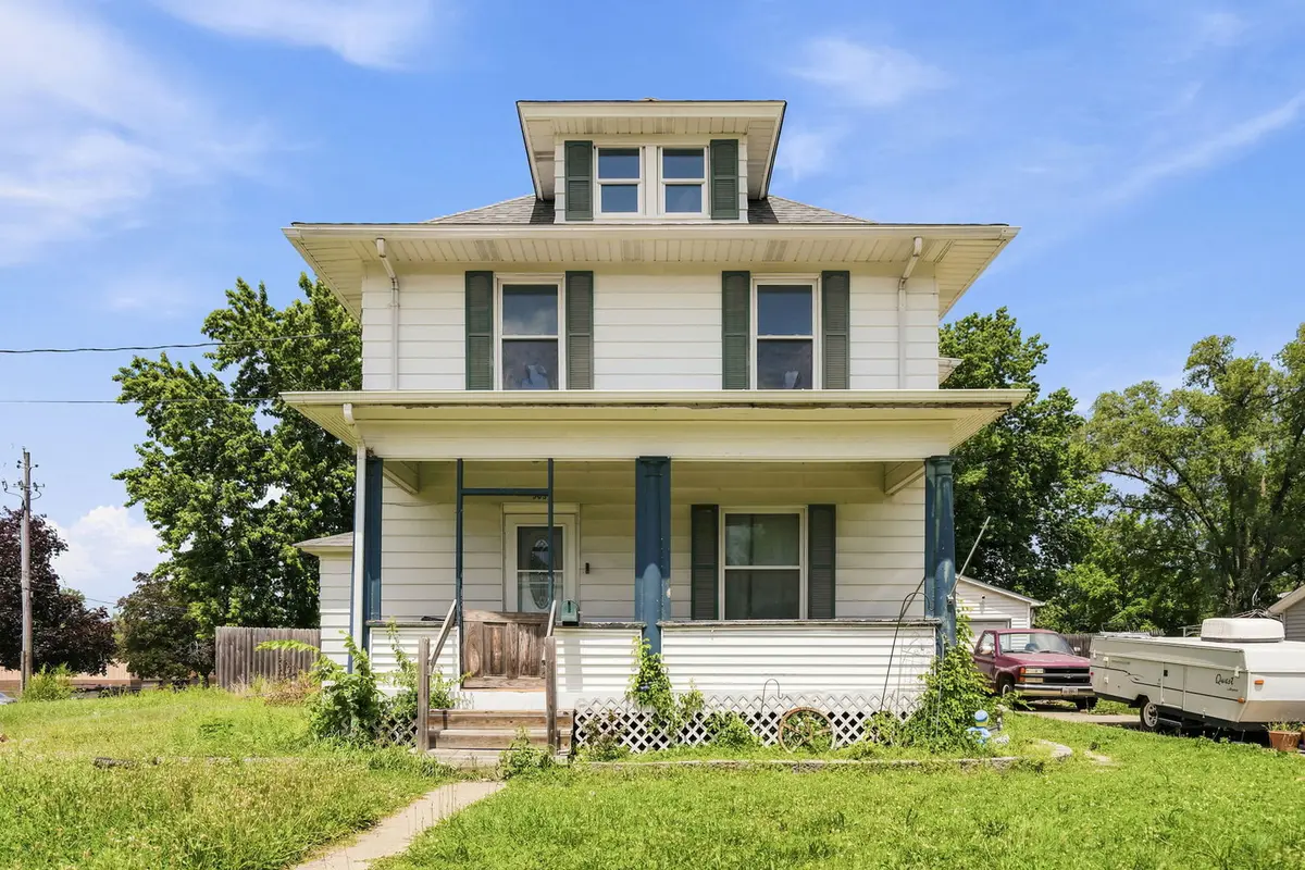 503 21st AVE, Rock Island, IL 61201