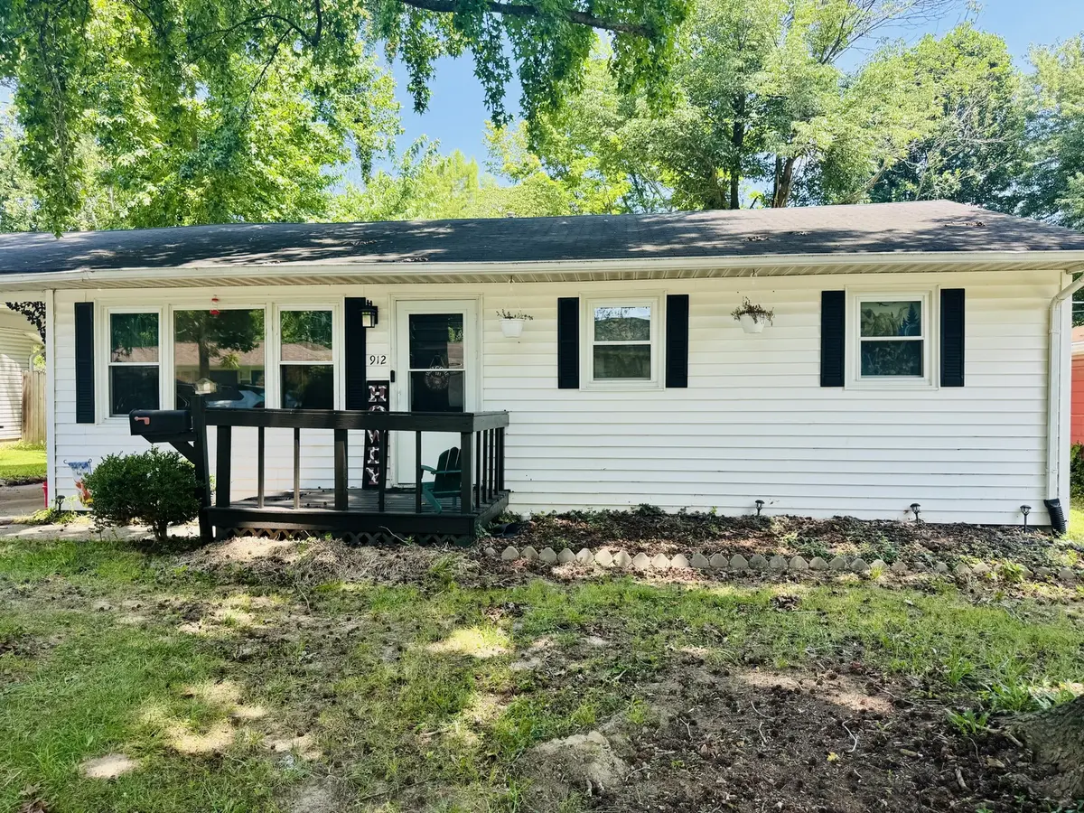 912 Boston RD, Marion, IL 62959
