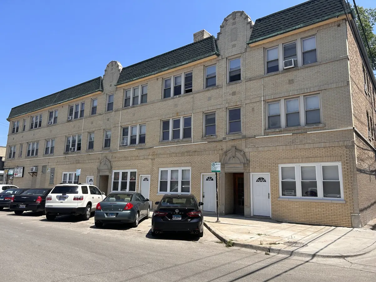 3151 N Long AVE #2, Chicago, IL 60641