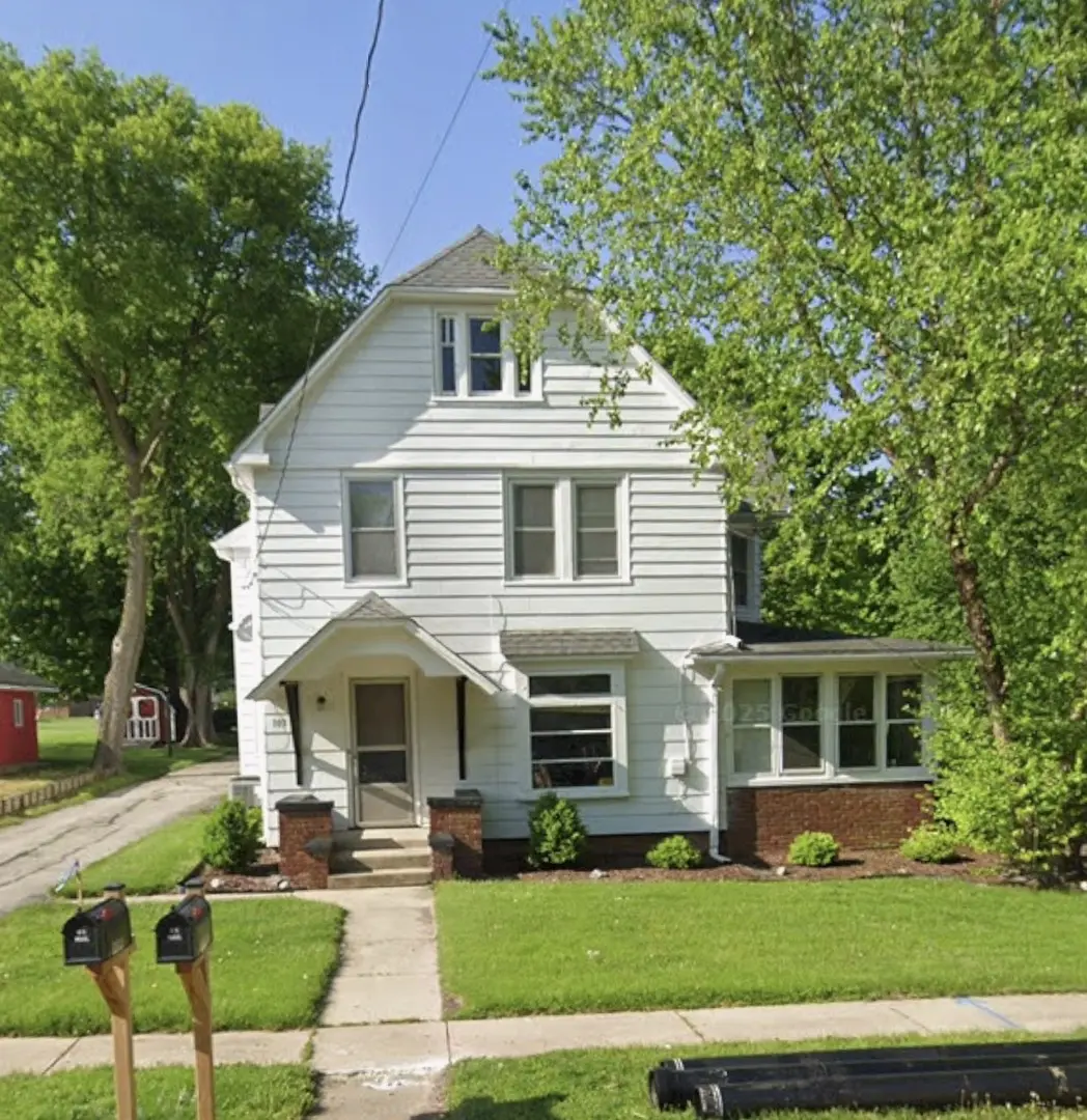 103 Park ST #B, Yorkville, IL 60560