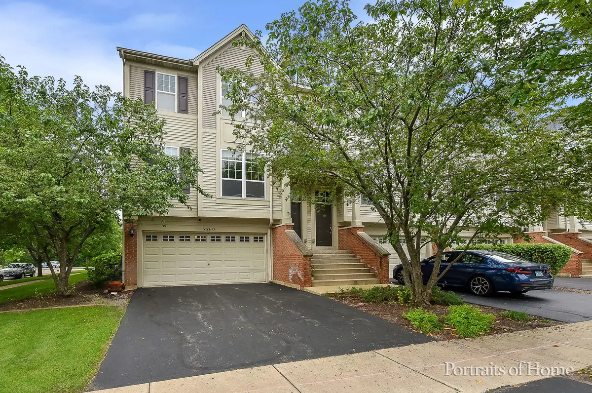 3360 Kentshire CIR, Aurora, IL 60504