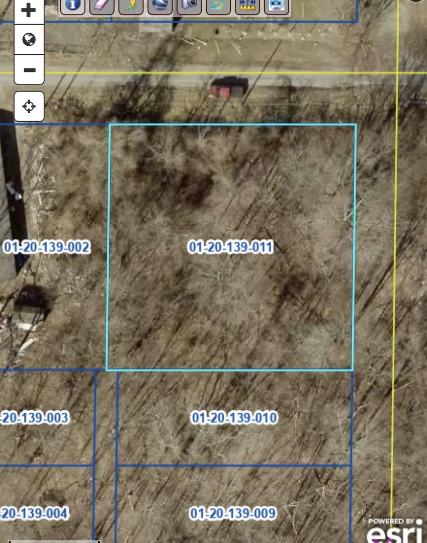 3 Main ST, Carterville, IL 62918