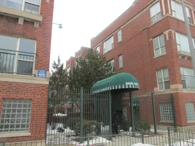 5168 S King DR #3, Chicago, IL 60615