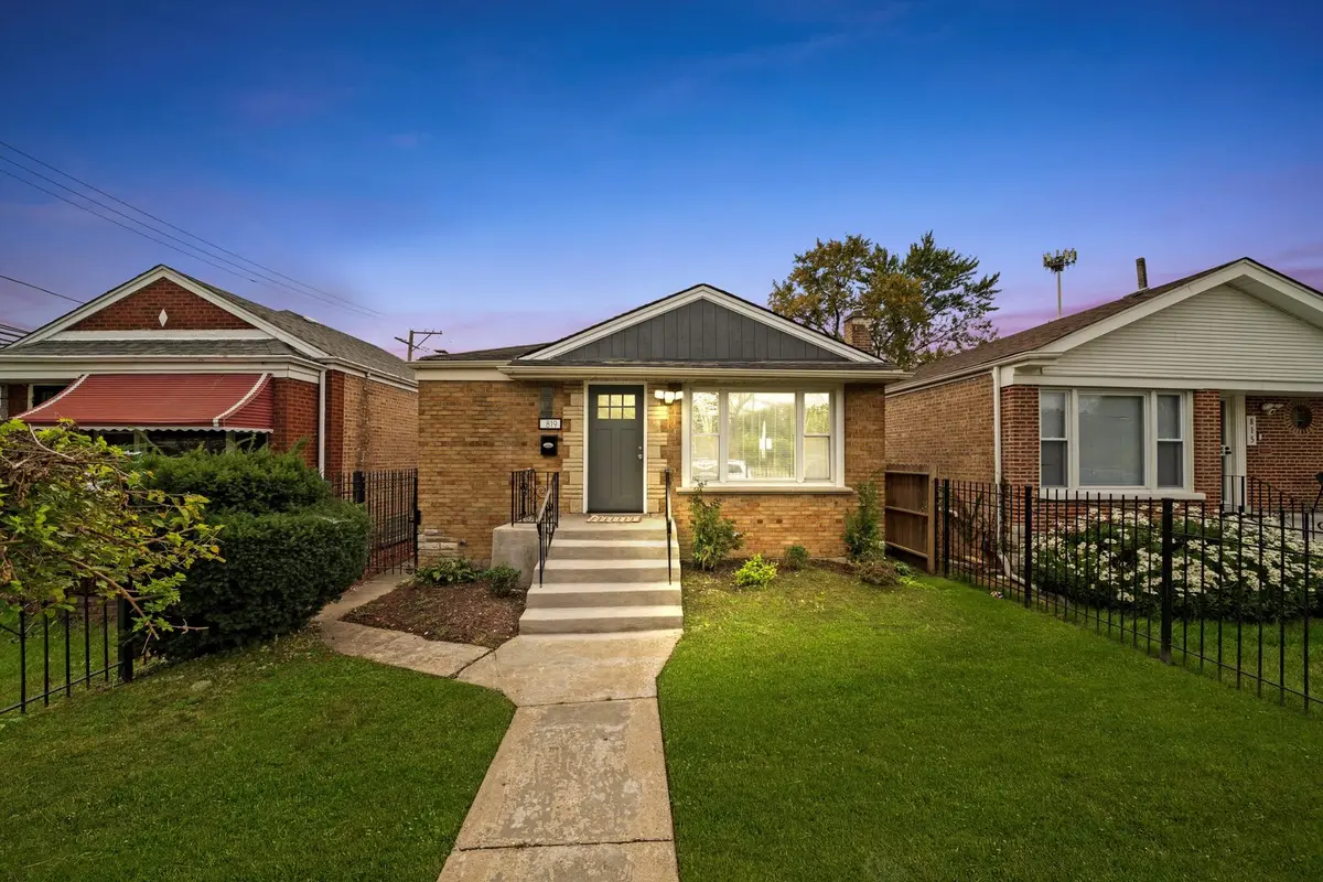 819 E 98th PL, Chicago, IL 60628