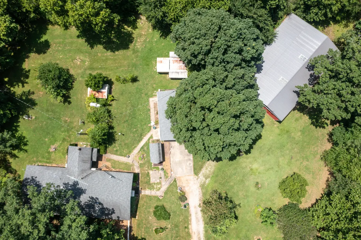 19503 N Moonbeam LN, Mt Vernon, IL 62864