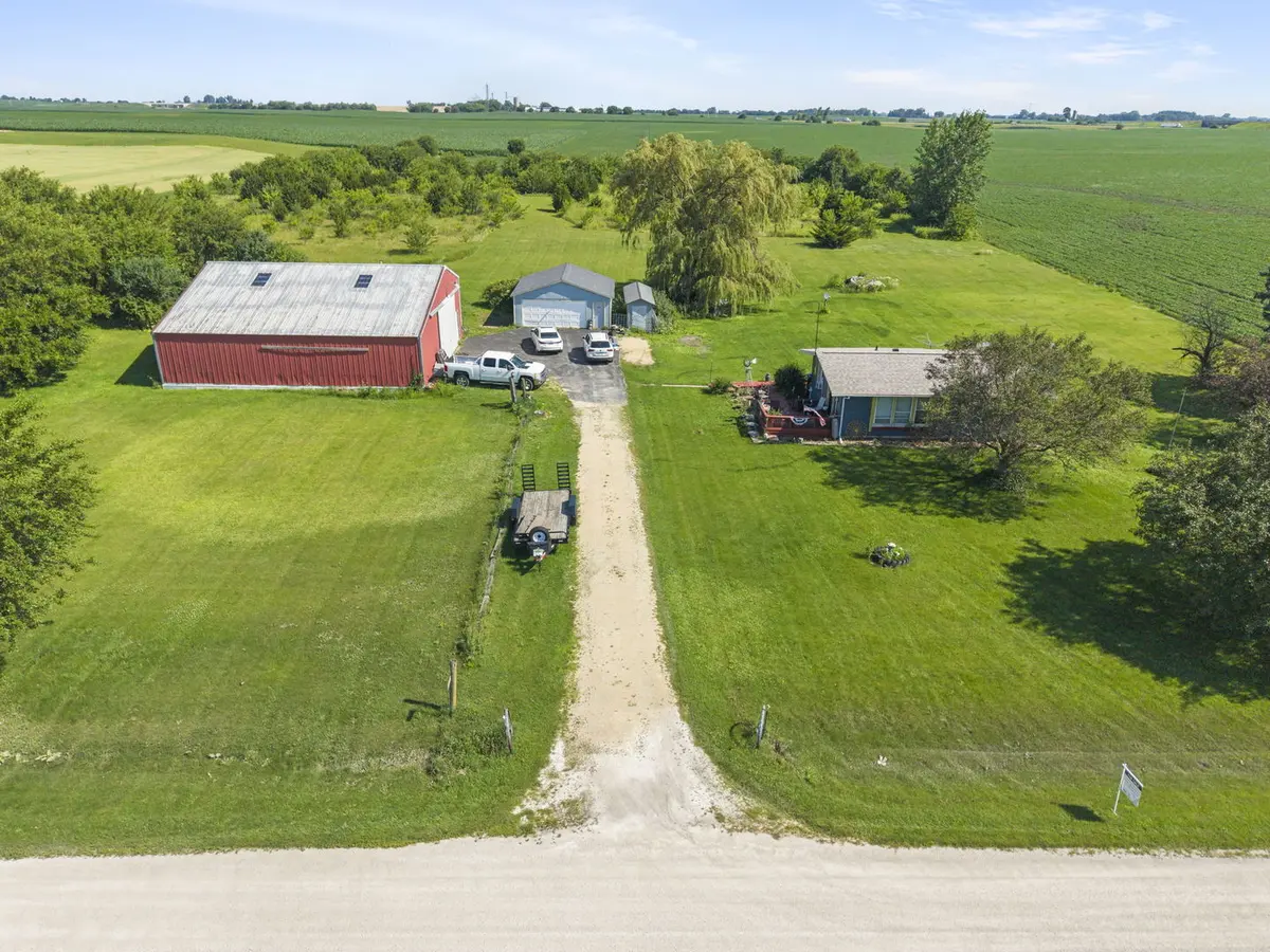 17629 Harter RD, Maple Park, IL 60151