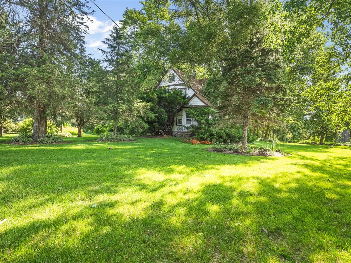 9637 POPLAR GROVE RD, Belvidere, IL 61008