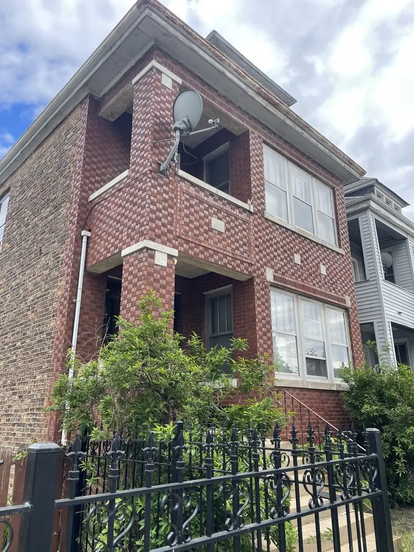 4027 S Maplewood AVE, Chicago, IL 60632