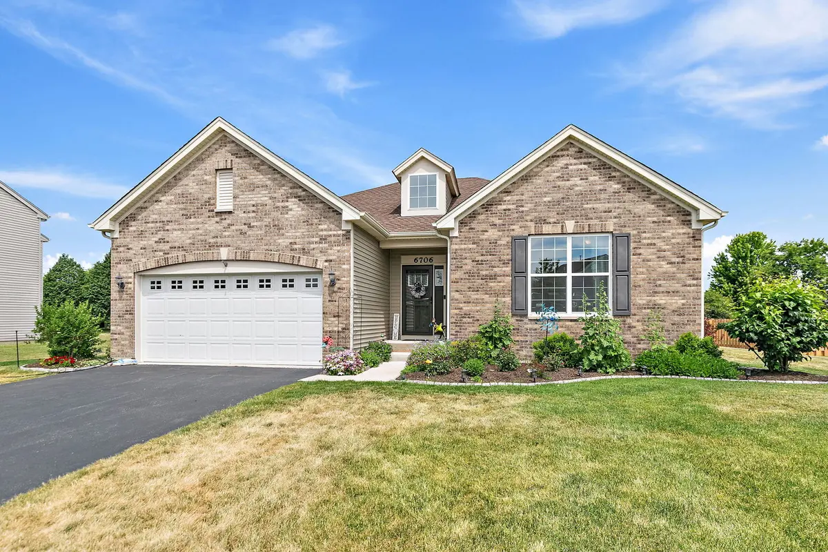 6706 Killala DR, Mchenry, IL 60050