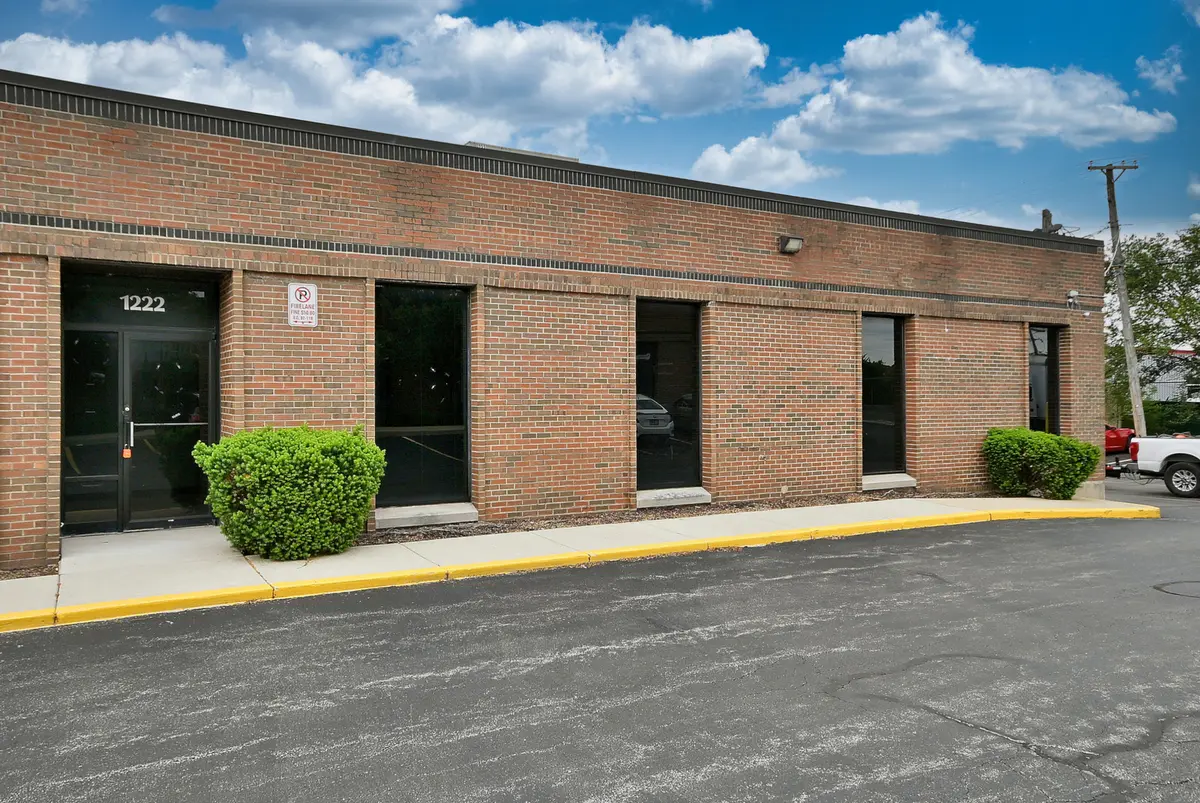 1222 REMINGTON RD, Schaumburg, IL 60173