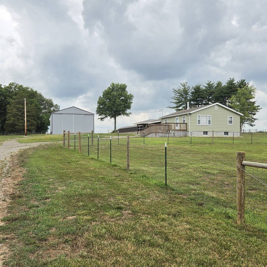 7871 St Hwy 37 HWY, Benton, IL 62812