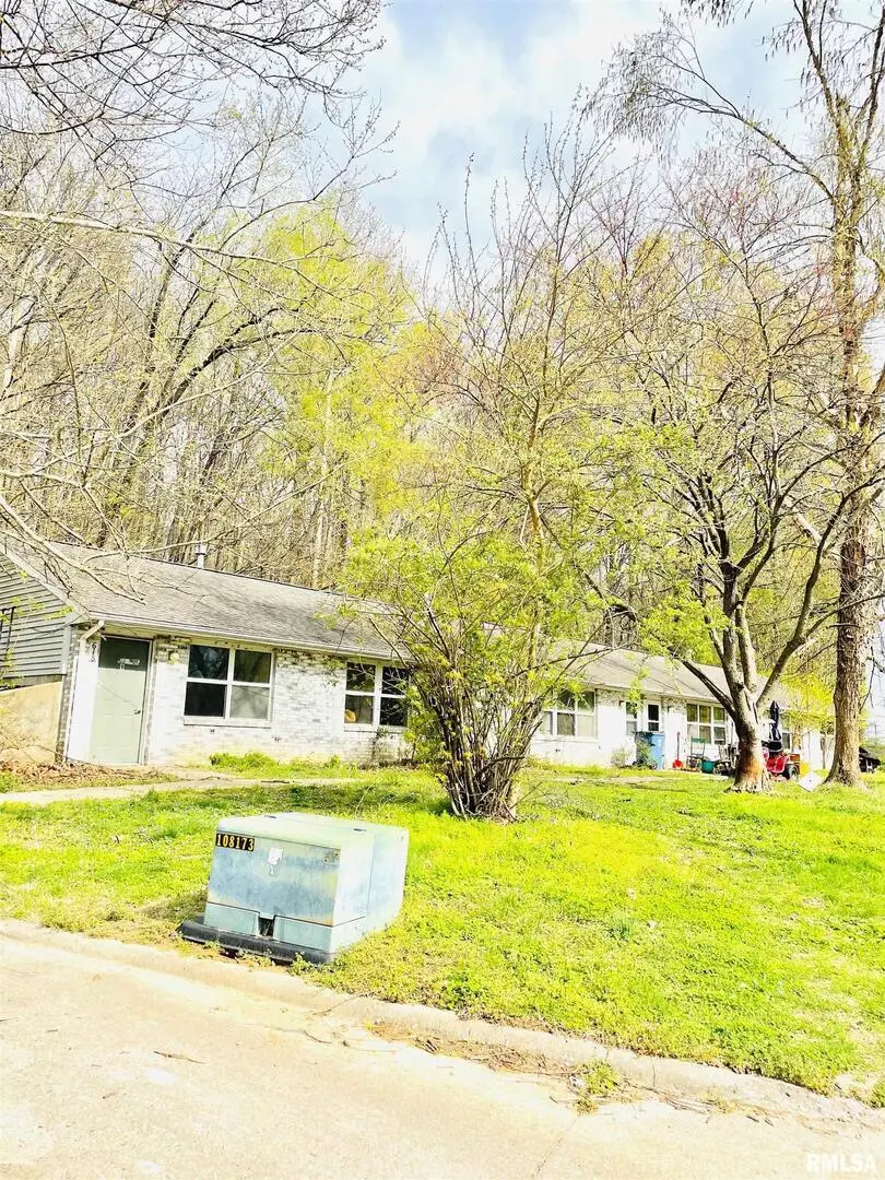 612 E 3RD AVE, Grand Tower, IL 62942