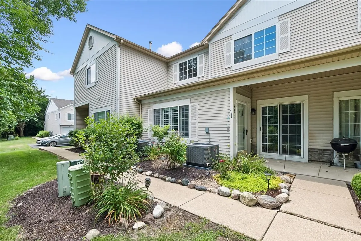 53 Braxton LN #53, Aurora, IL 60504