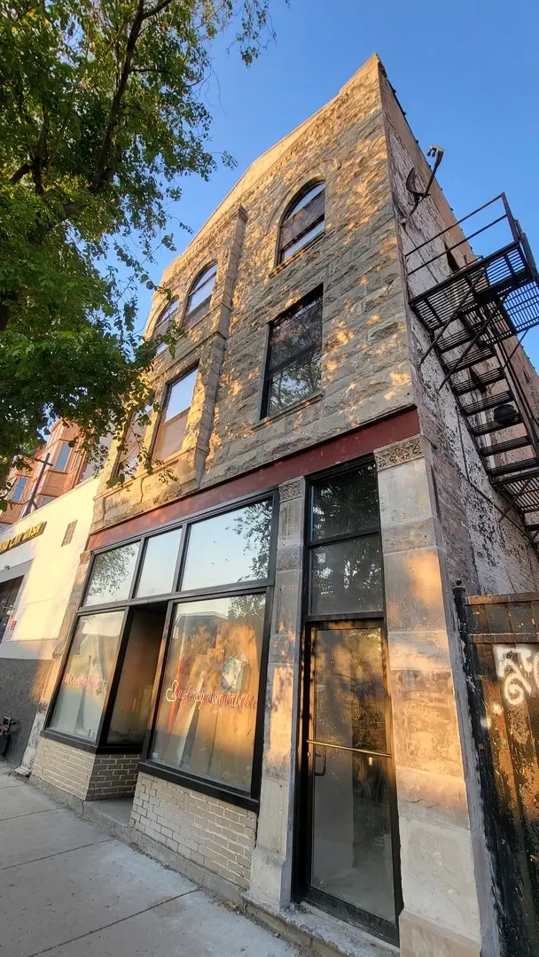 831 S Western AVE #3F, Chicago, IL 60612