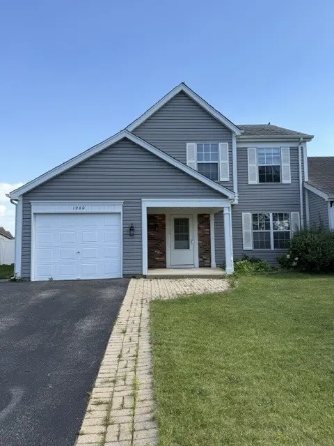 1260 Trinity DR, Carol Stream, IL 60188