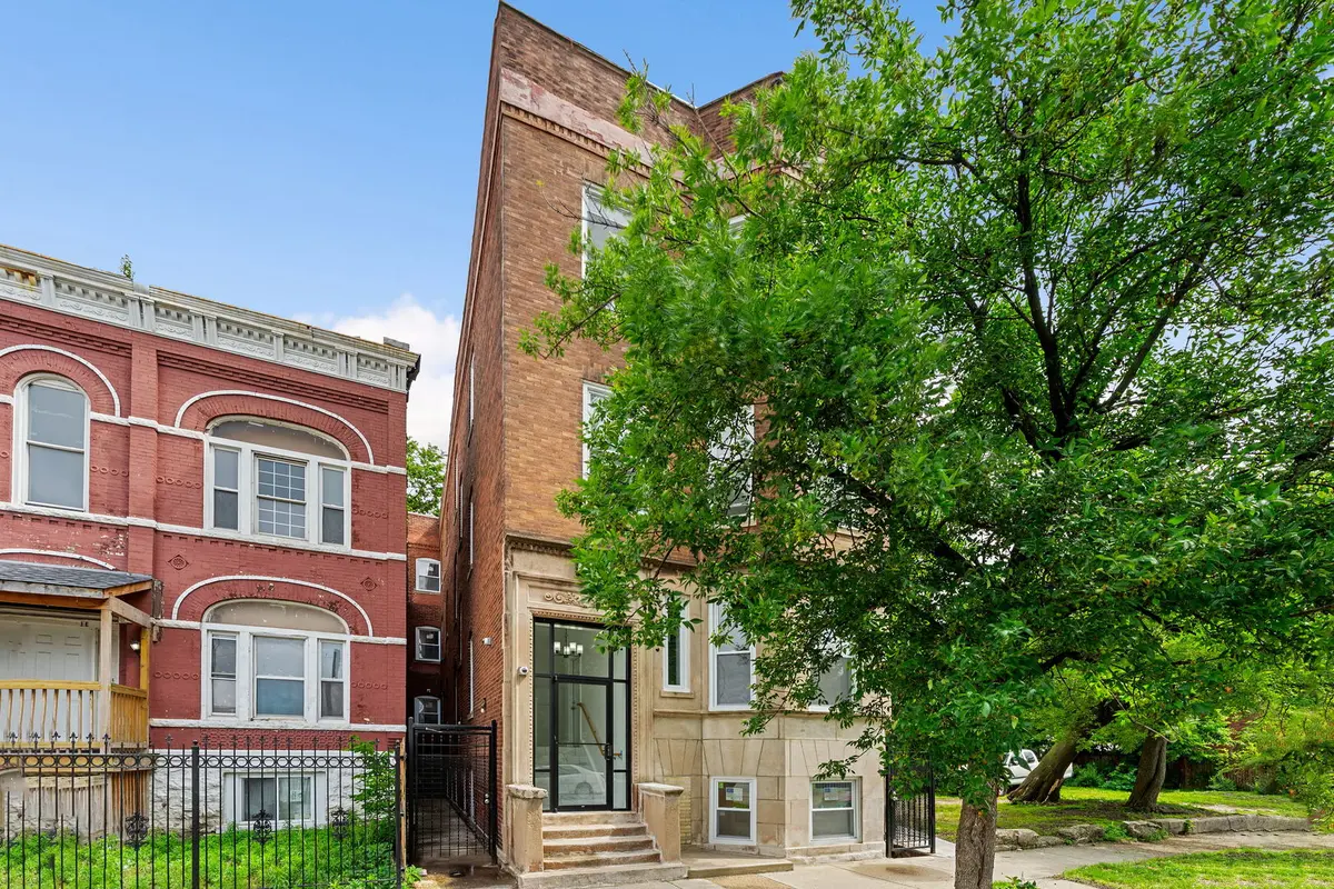 140 W 66th ST #1R, Chicago, IL 60621