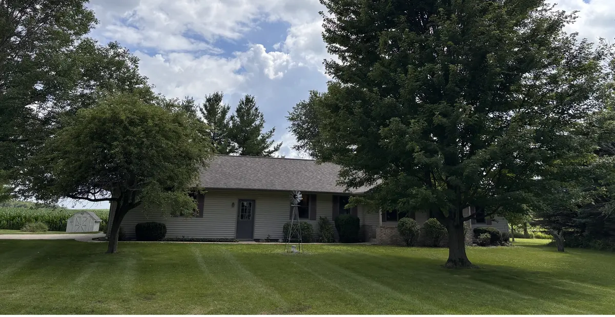 7177 Old Peoria RD, Danvers, IL 61732