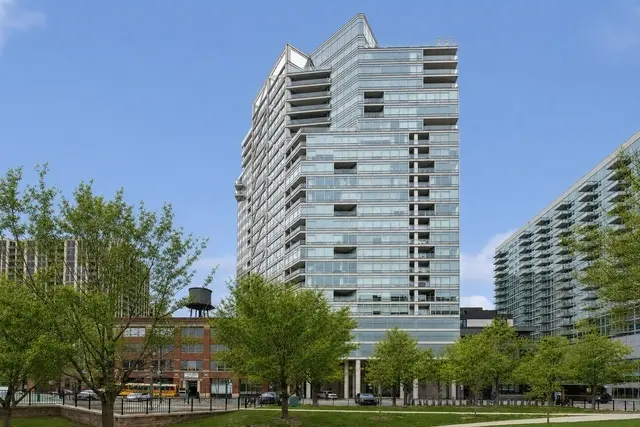 510 W Erie ST #1701, Chicago, IL 60654