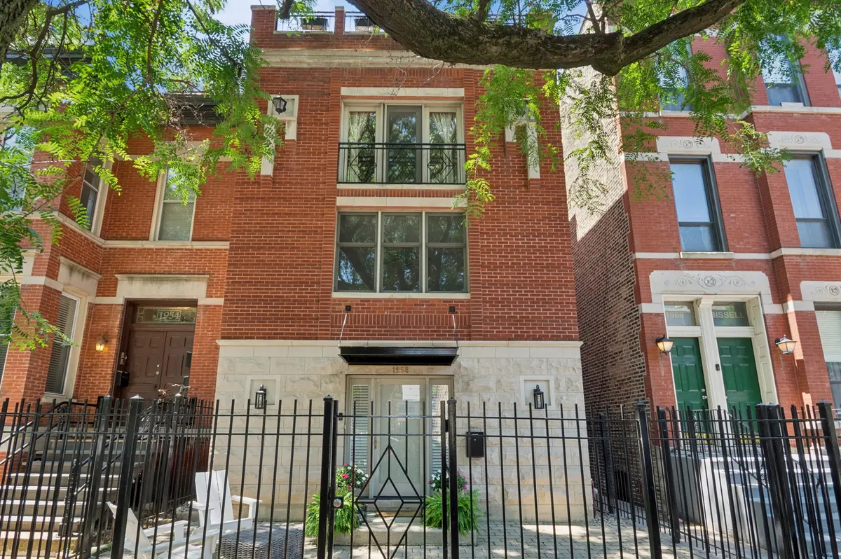 1958 N Bissell ST, Chicago, IL 60614