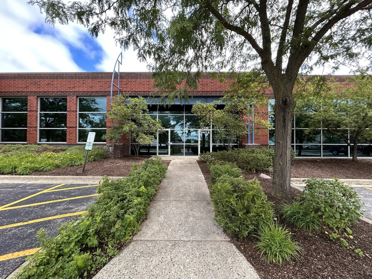 2330 Hammond DR, Schaumburg, IL 60173