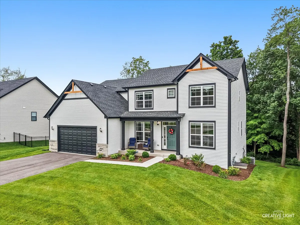 505 Timber Oak LN, Yorkville, IL 60560