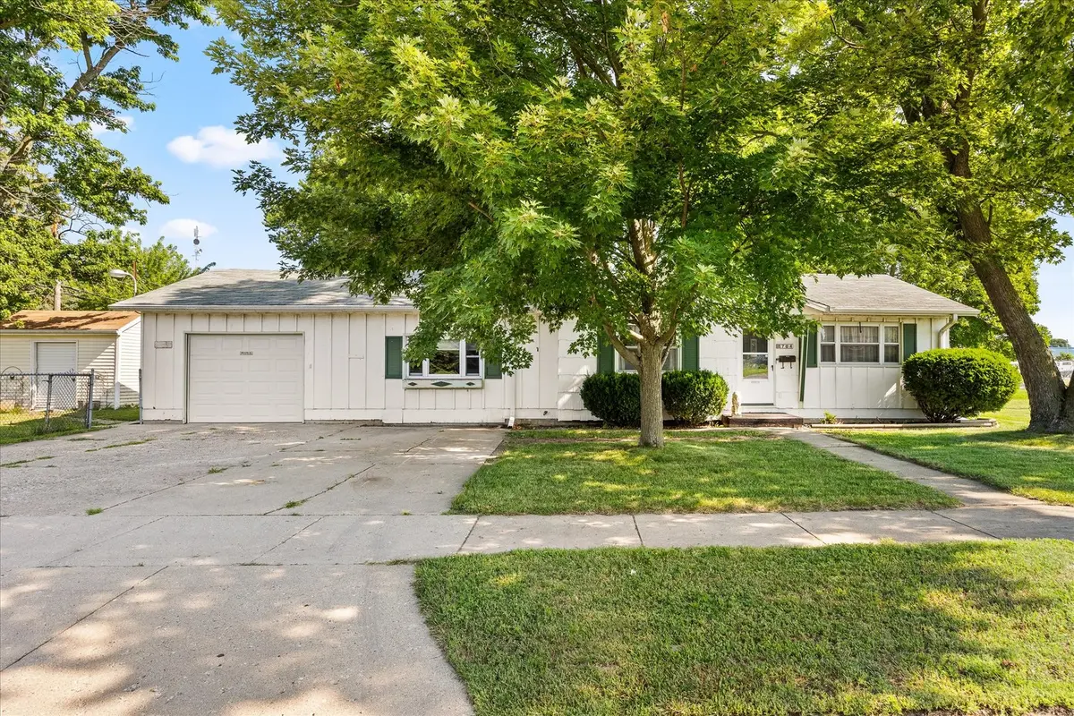 704 E 4th ST, Streator, IL 61364