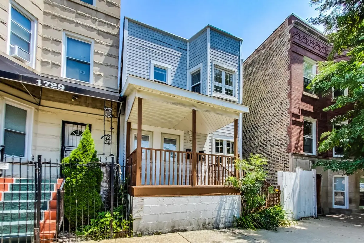 1725 N Kedzie AVE #2, Chicago, IL 60647