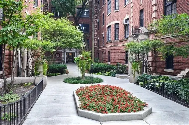 507 W Aldine AVE #1B, Chicago, IL 60657