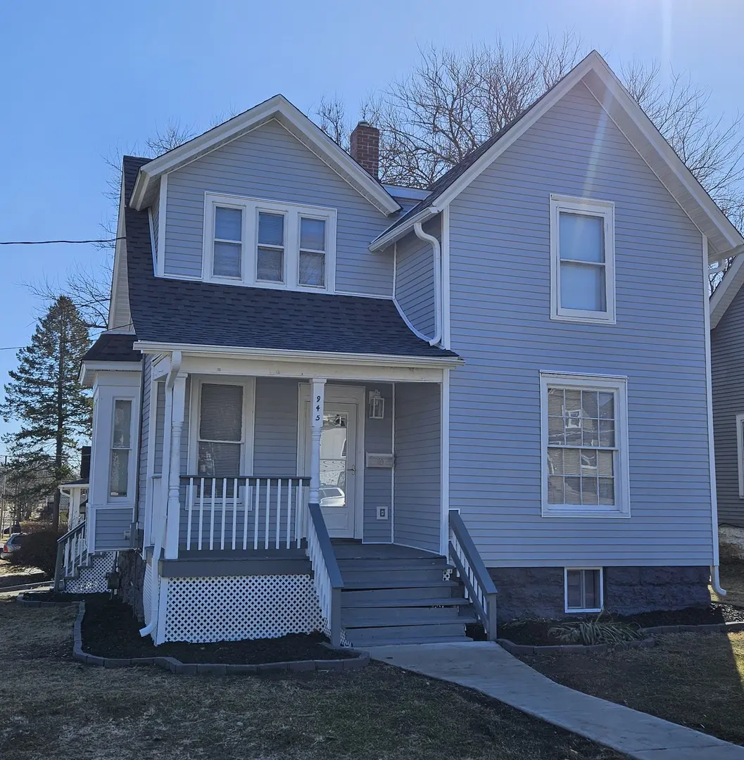 945 NORTH AVE, Rockford, IL 61103