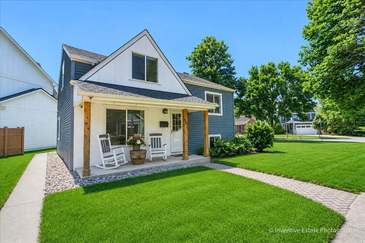 331 W Hillside AVE, Elmhurst, IL 60126