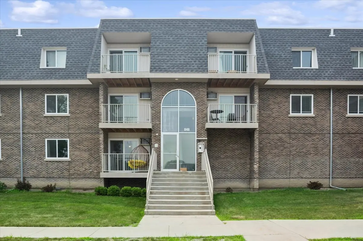 848 Mcintosh CT #204, Prospect Heights, IL 60070