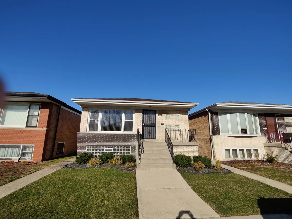 10824 S Sacramento AVE, Chicago, IL 60655
