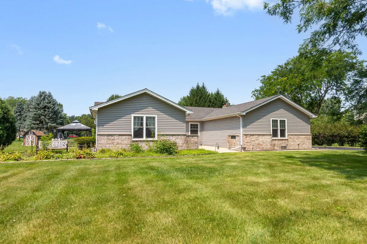 392 Jean ST, Gilberts, IL 60136