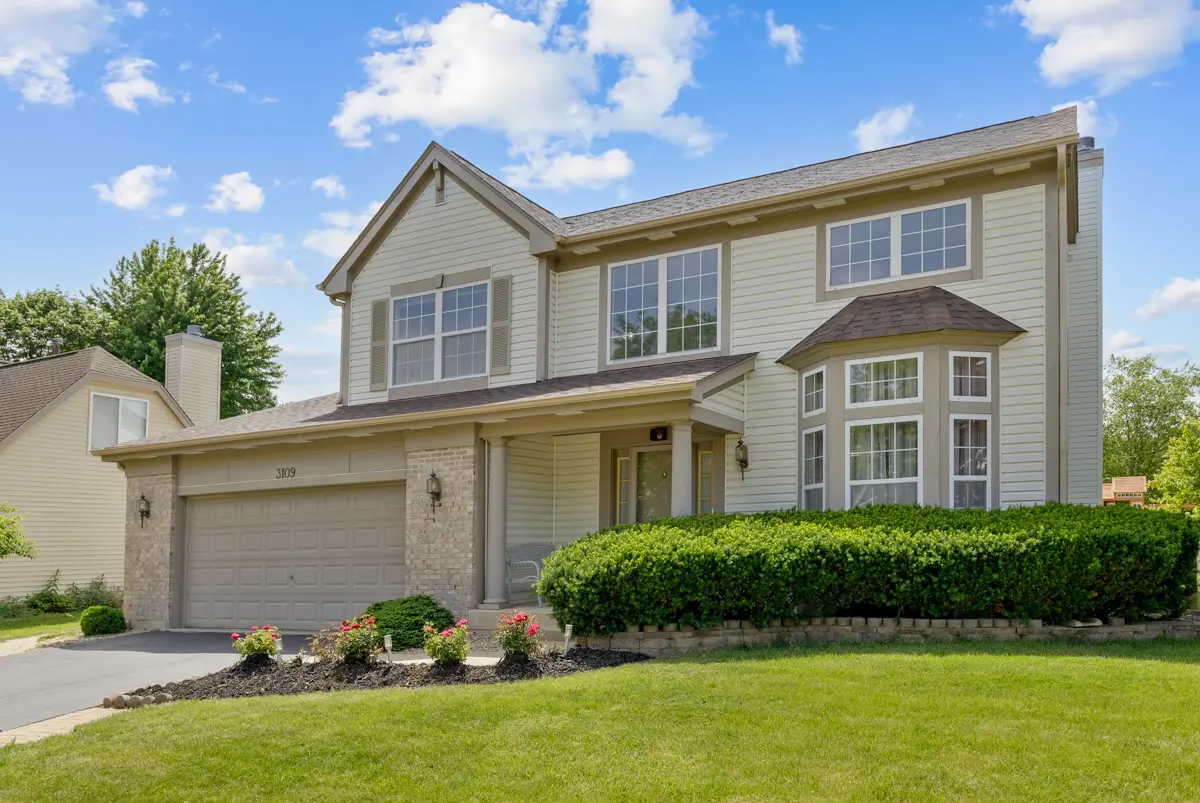 3109 Stratton LN, Aurora, IL 60502