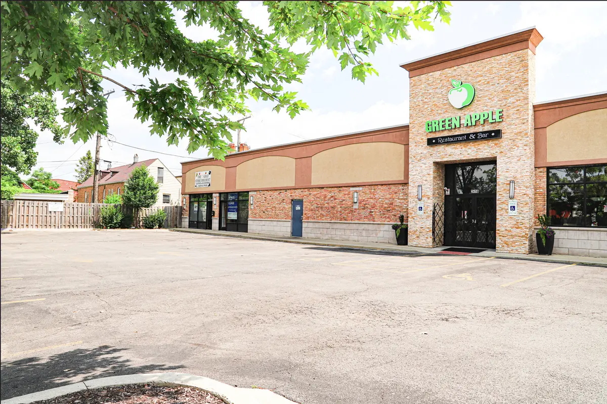 2418 W CERMAK RD #B, Chicago, IL 60608