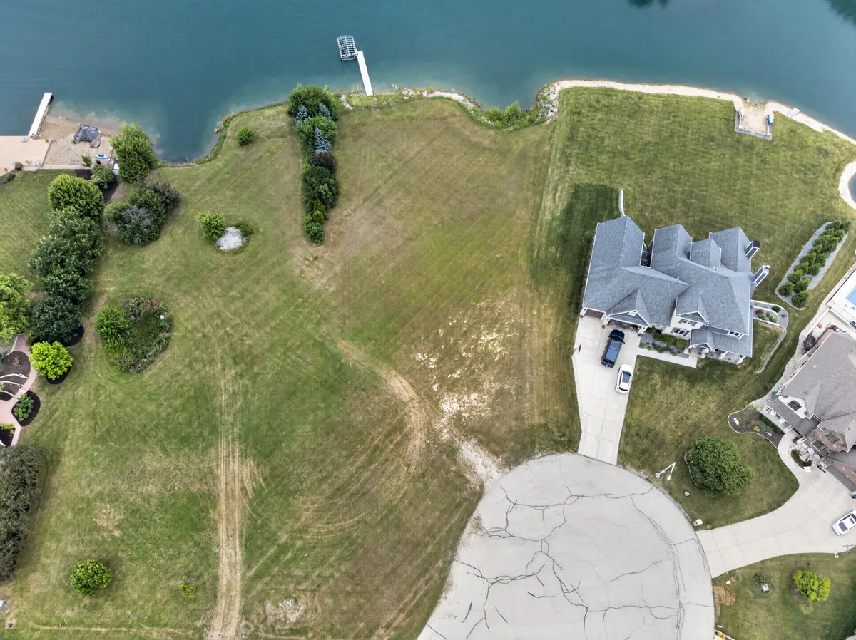 216 Slalom CT, Minooka, IL 60447